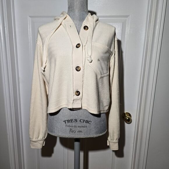 AMERICAN EAGLE NWT cropped cardigan sweater - Picture 2 of 5